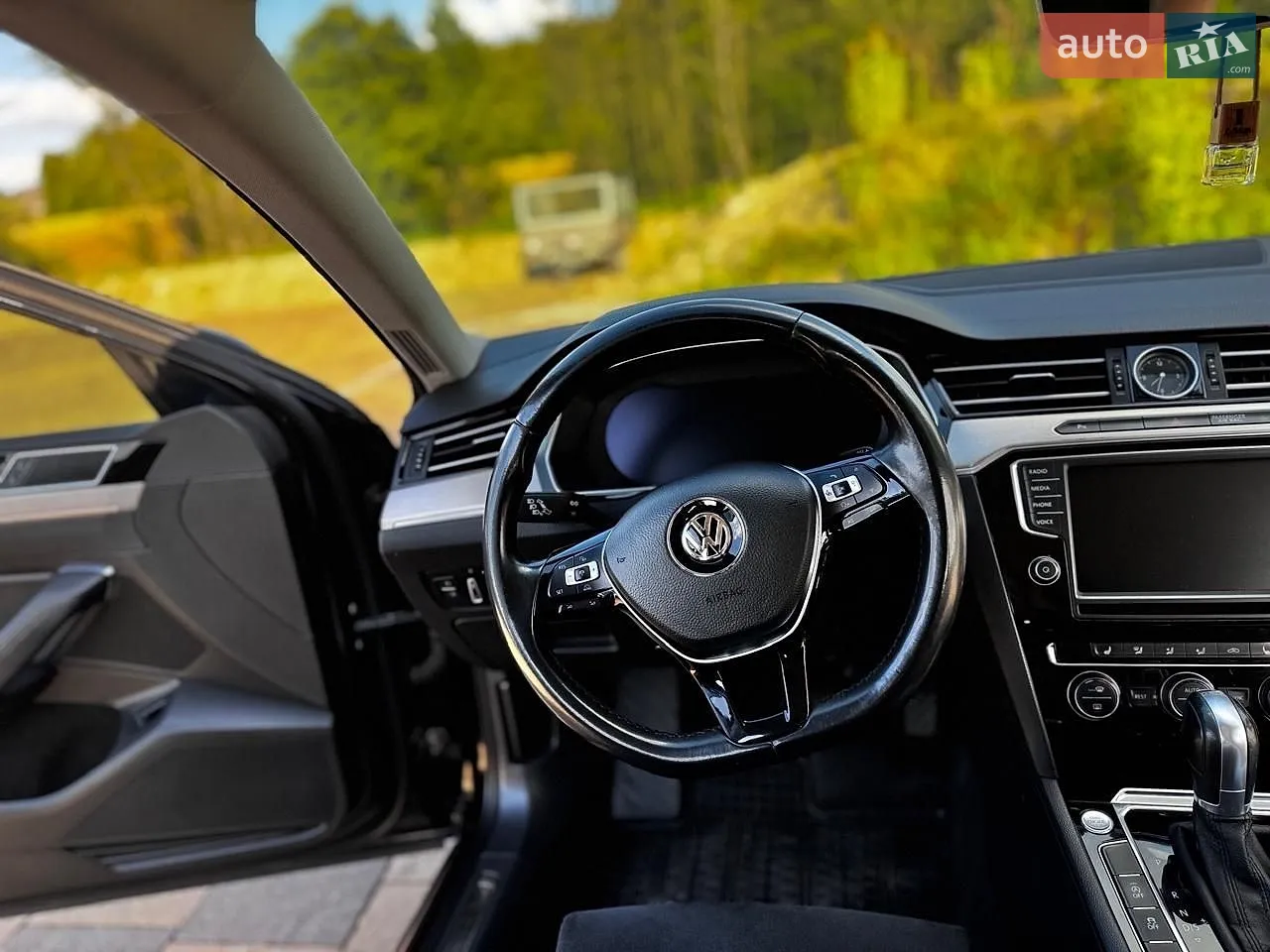 2015 Volkswagen Passat - мініатюра 41