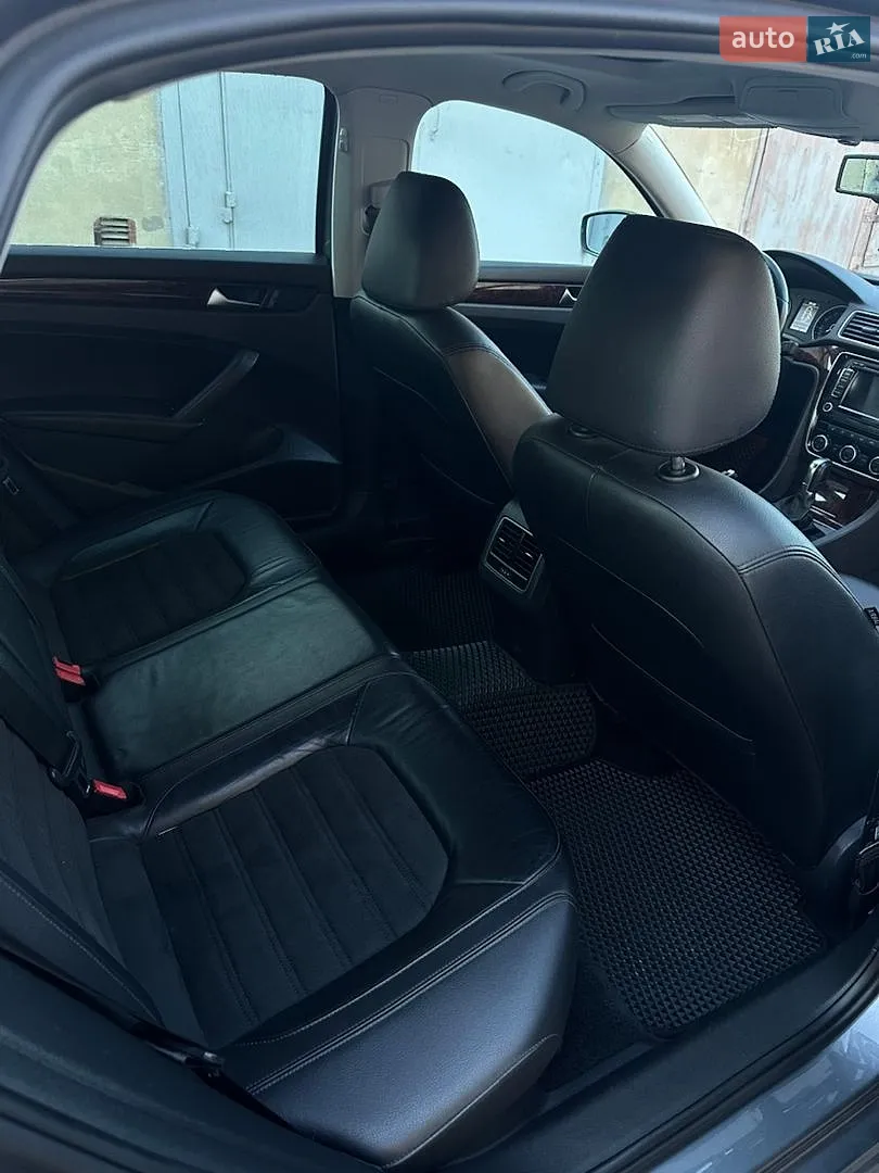 2013 Volkswagen Passat - мініатюра 22