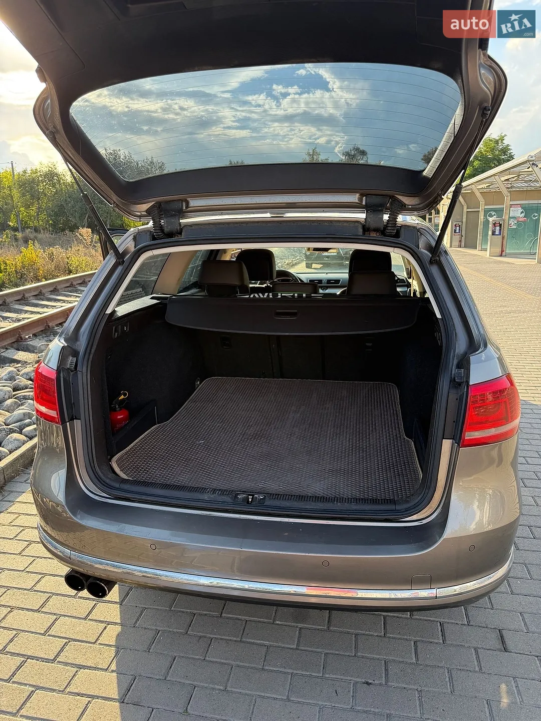2011 Volkswagen Passat - мініатюра 13