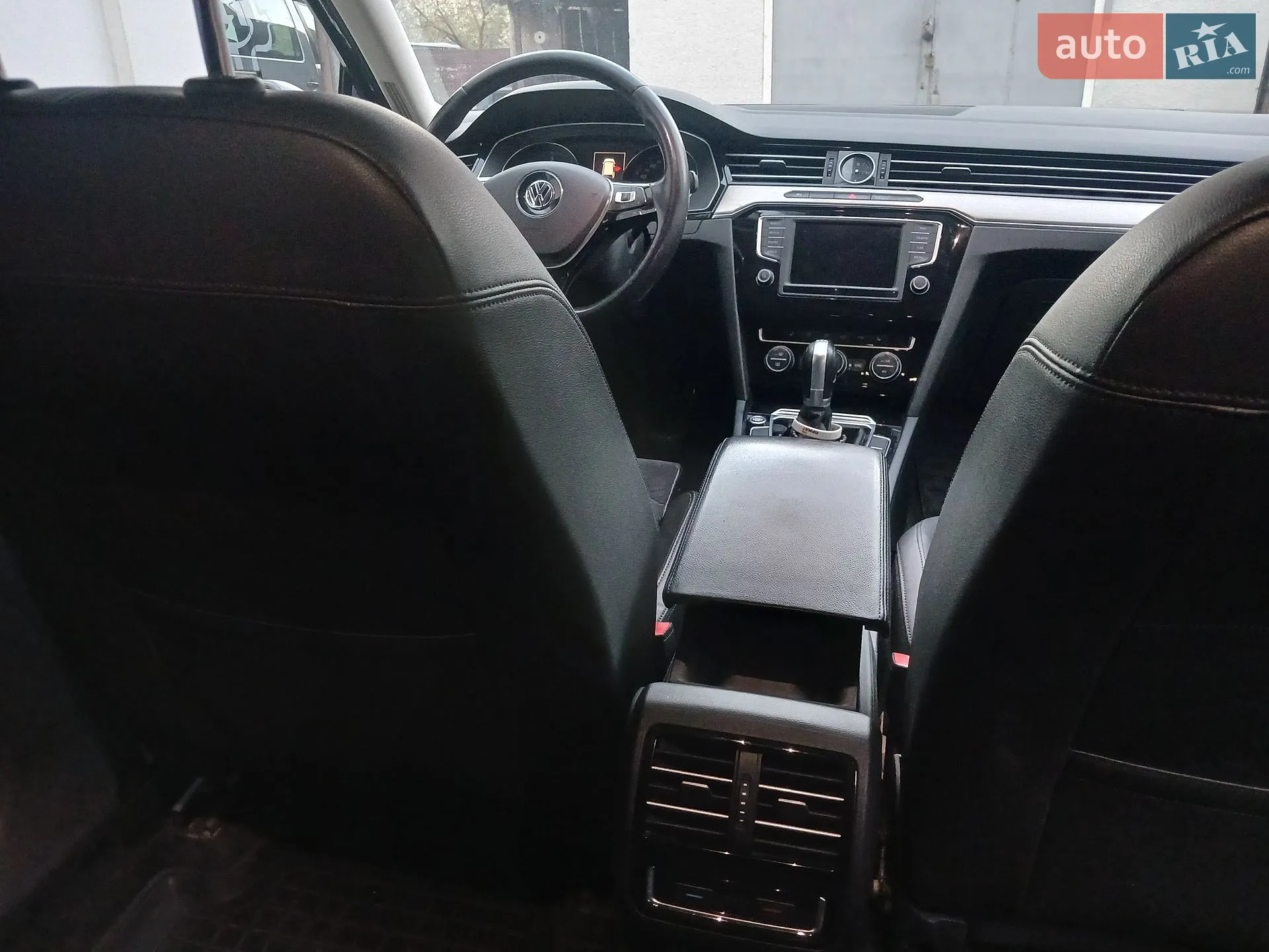 2016 Volkswagen Passat - мініатюра 21