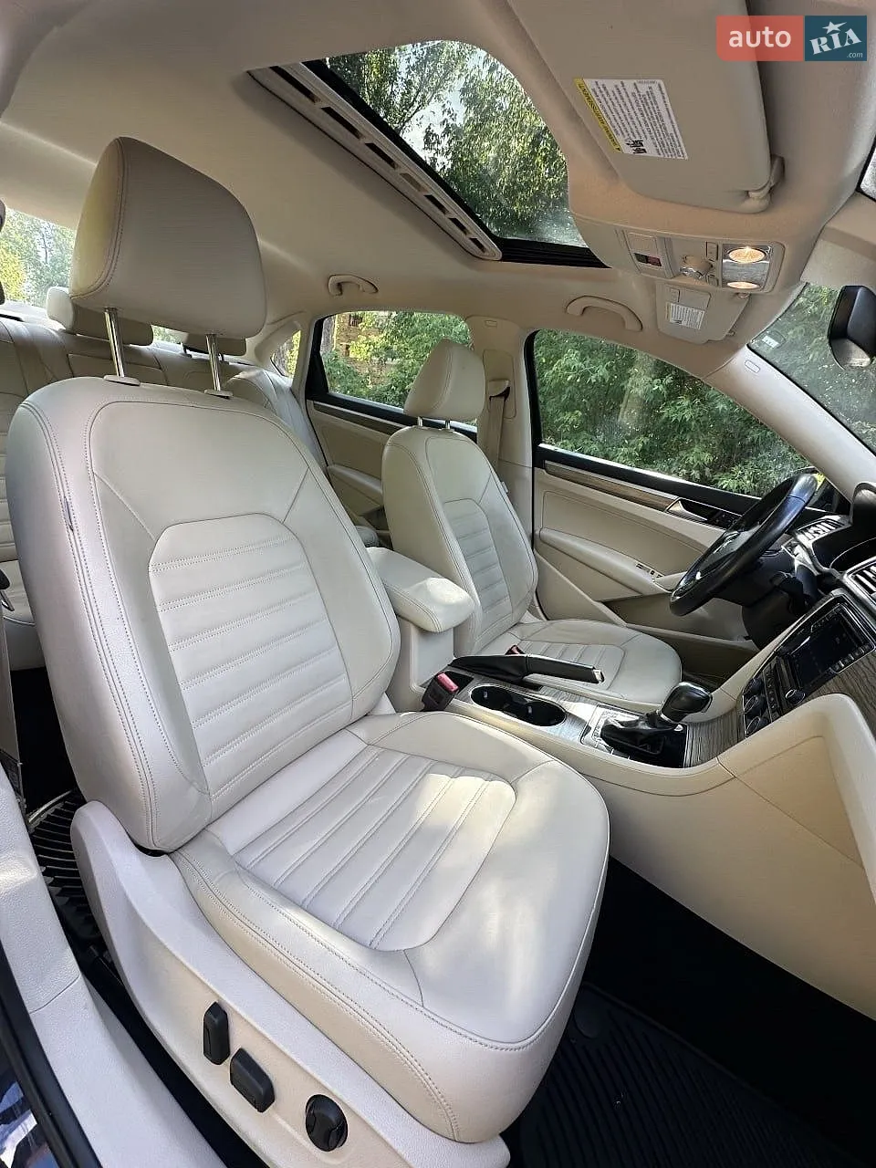 2017 Volkswagen Passat - мініатюра 28