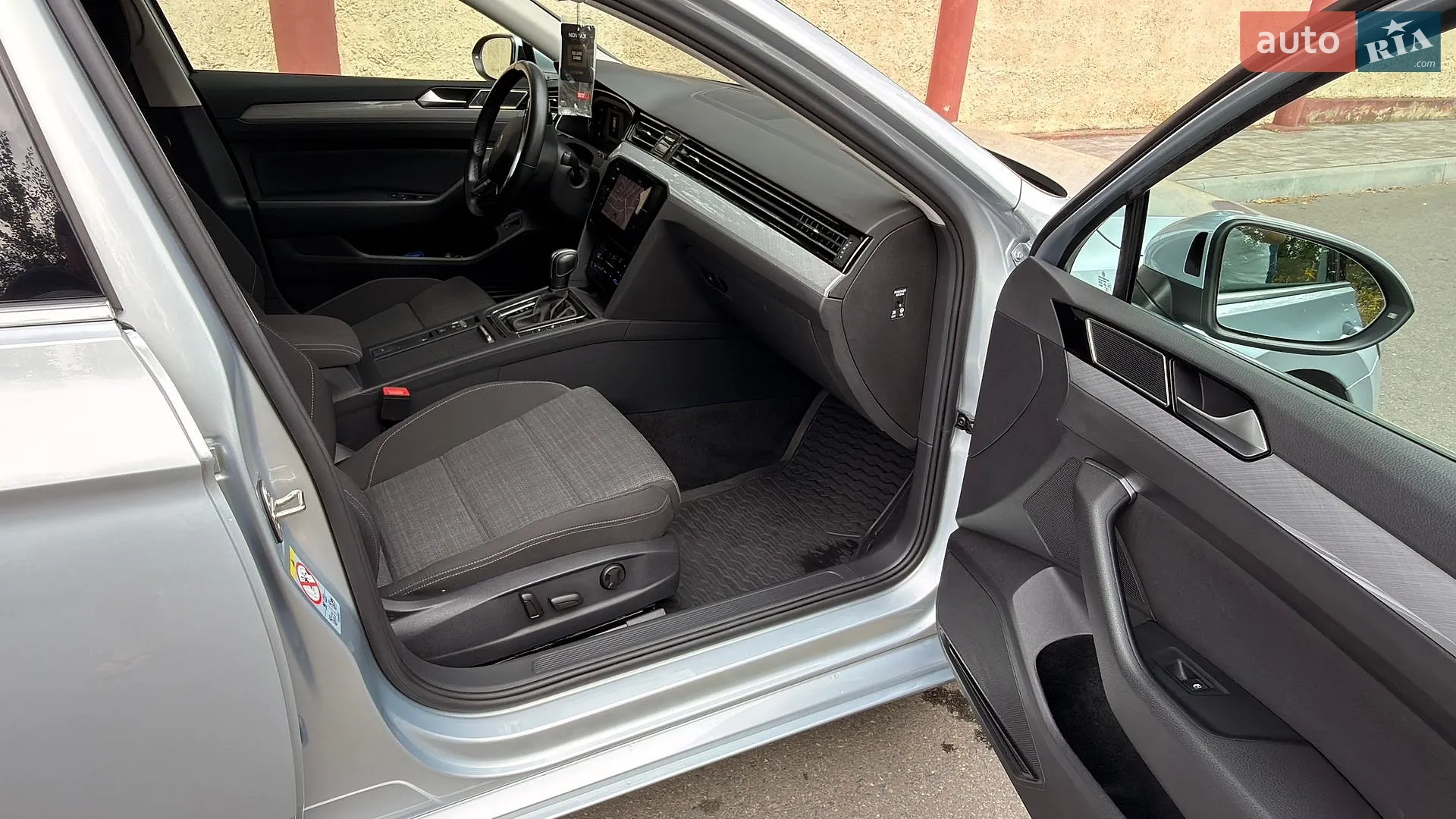 2022 Volkswagen Passat - мініатюра 32