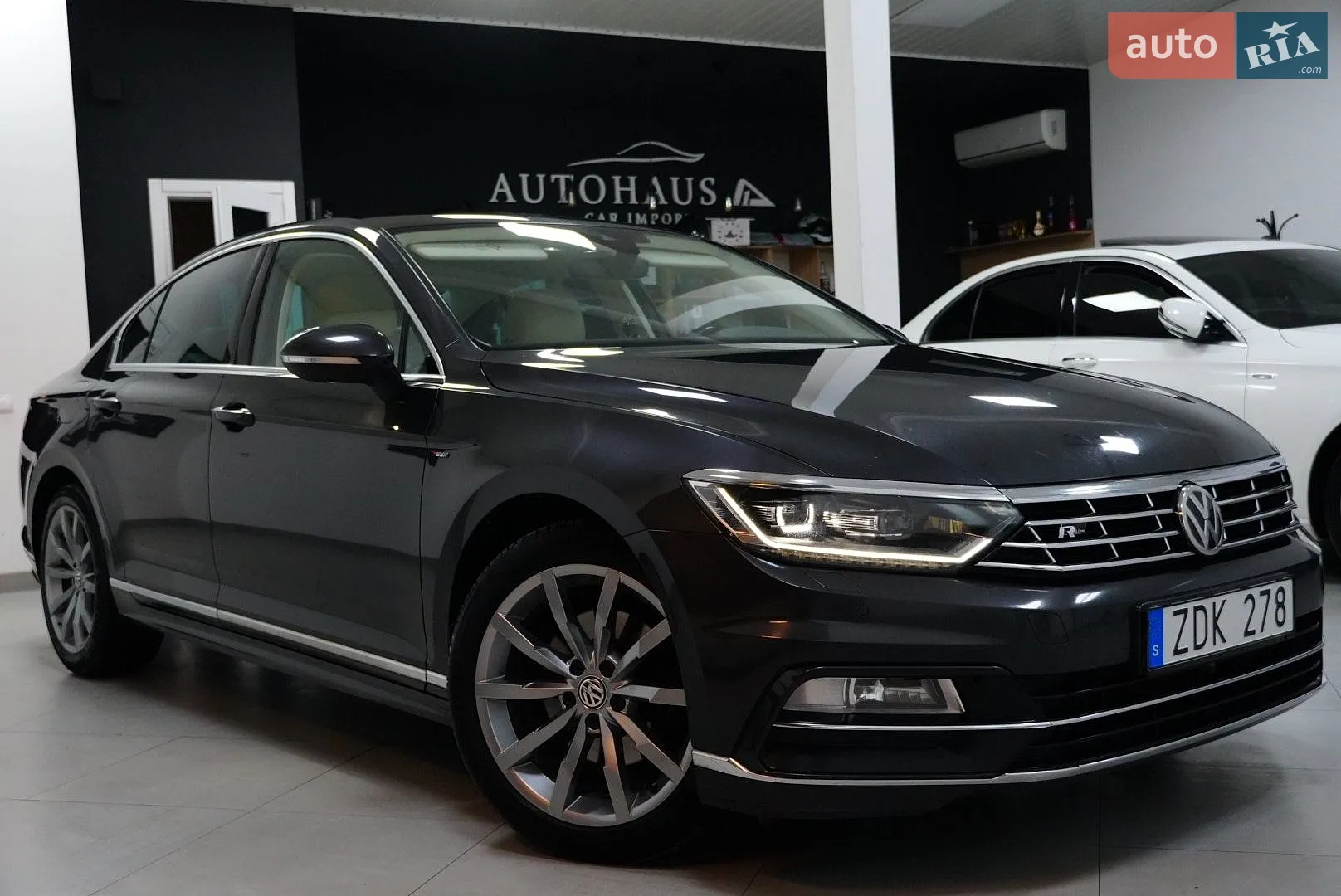 2018 Volkswagen Passat - мініатюра 11