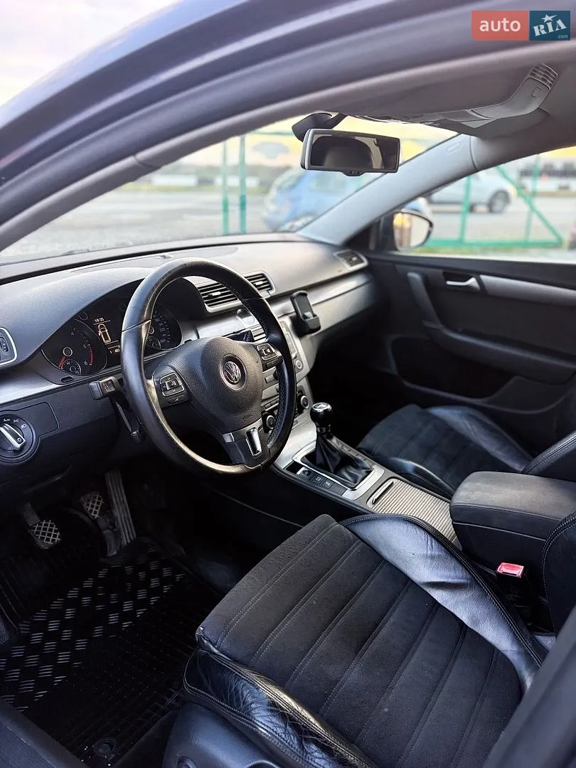 2012 Volkswagen Passat - мініатюра 19