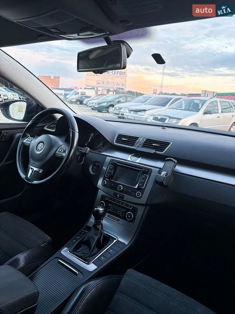 2012 Volkswagen Passat - мініатюра 29