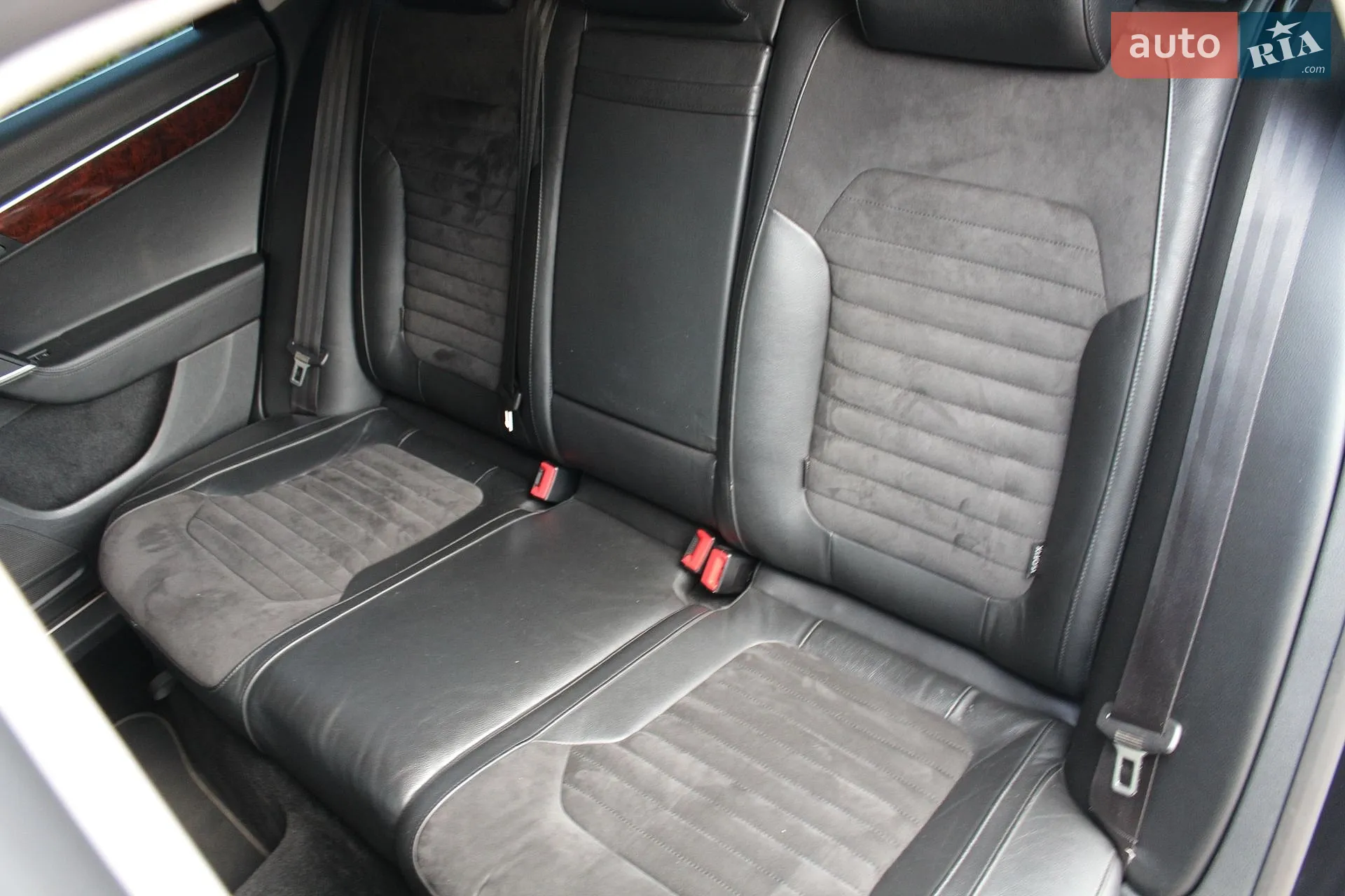 2011 Volkswagen Passat - мініатюра 21