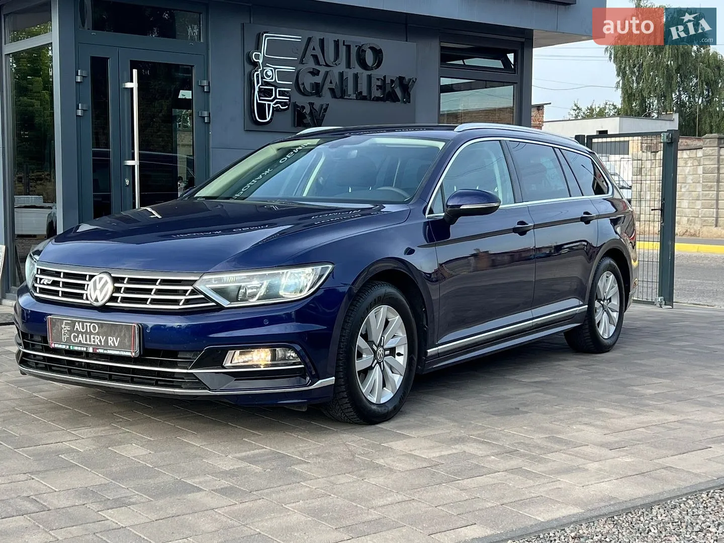 2017 Volkswagen Passat - мініатюра 3