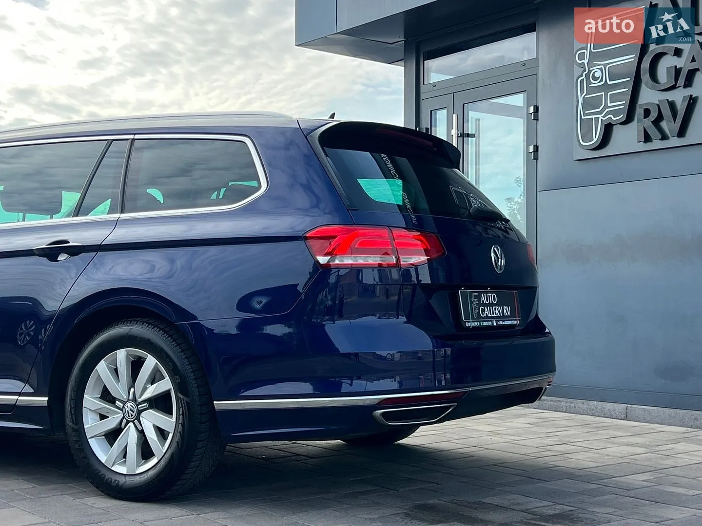 2017 Volkswagen Passat - мініатюра 15