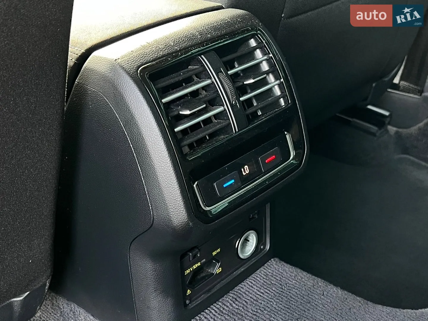 2017 Volkswagen Passat - мініатюра 28