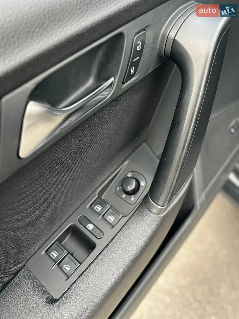 2011 Volkswagen Passat - мініатюра 20