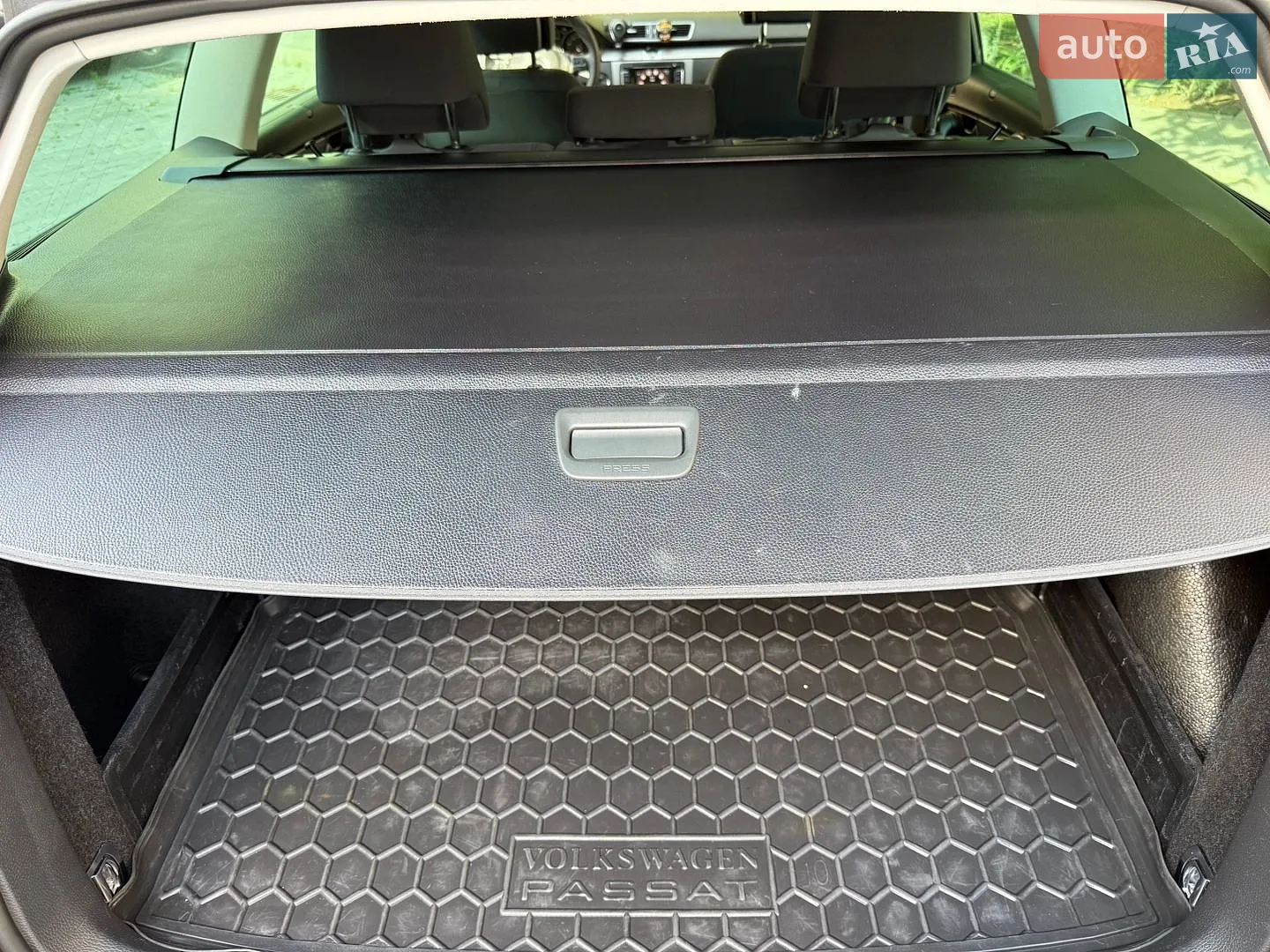 2011 Volkswagen Passat - мініатюра 35