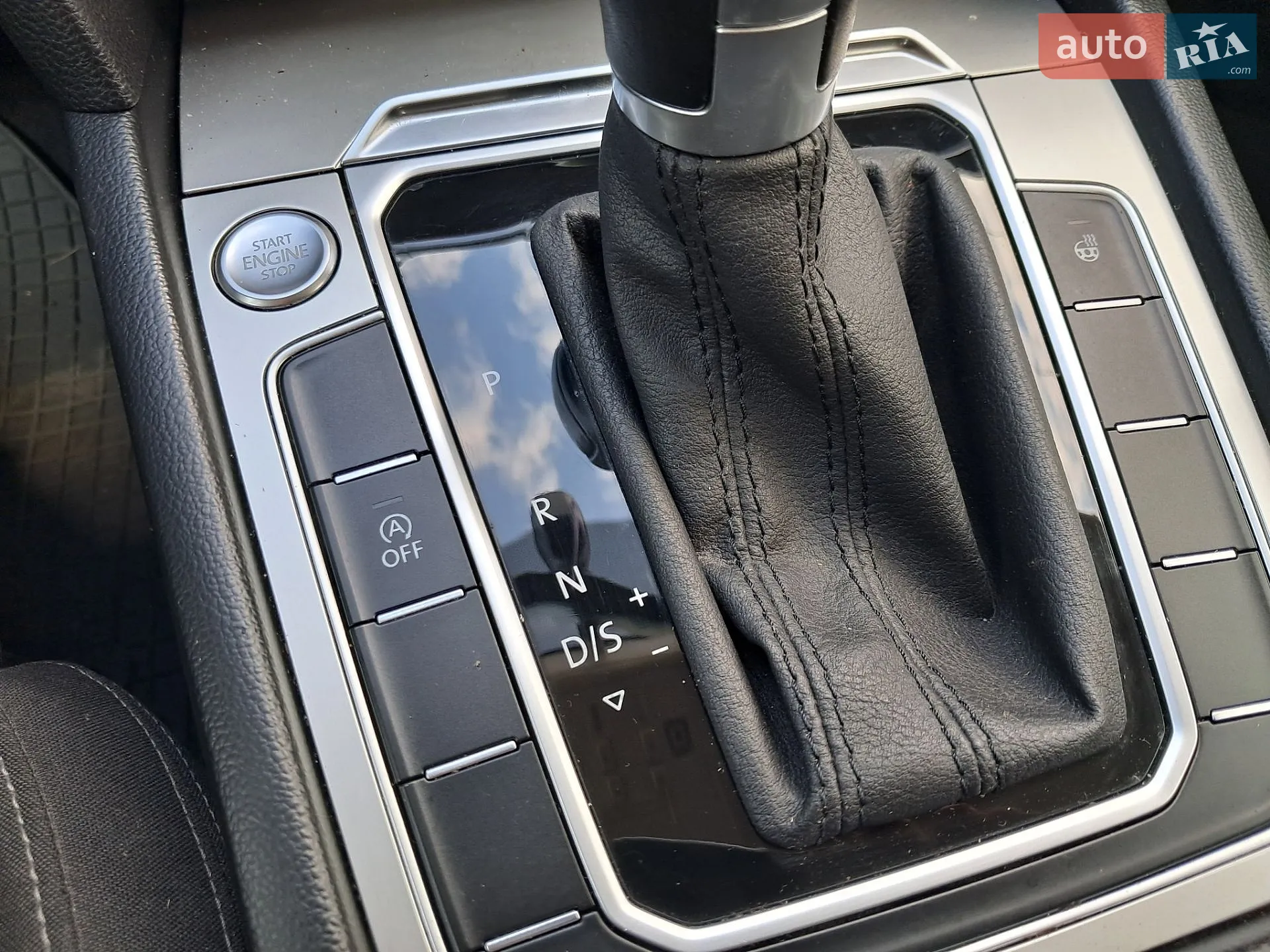 2019 Volkswagen Passat - мініатюра 13