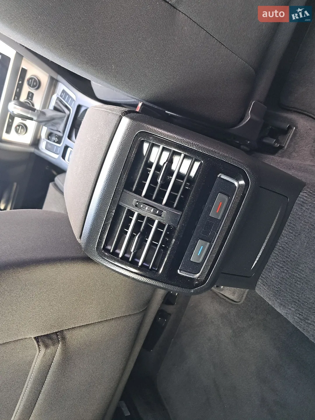 2019 Volkswagen Passat - мініатюра 21