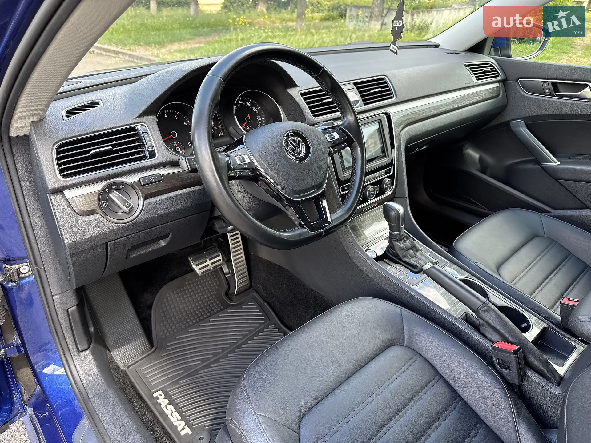 2017 Volkswagen Passat - мініатюра 24