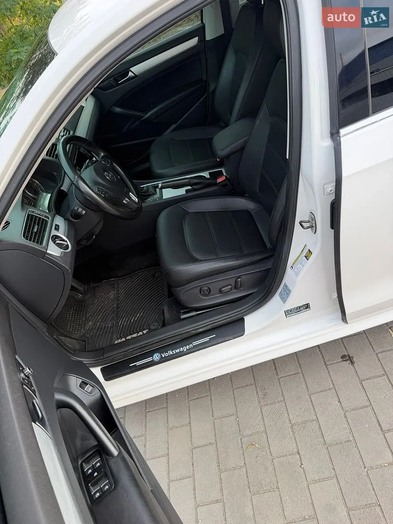 2013 Volkswagen Passat - мініатюра 20