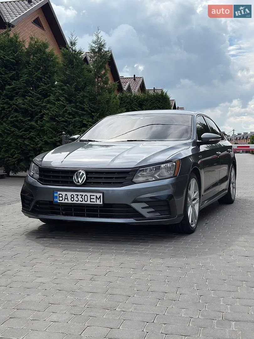2016 Volkswagen Passat - мініатюра 2