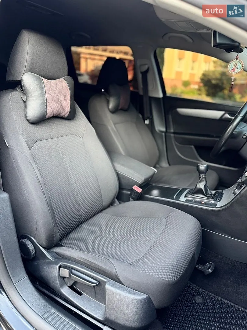 2011 Volkswagen Passat - мініатюра 13