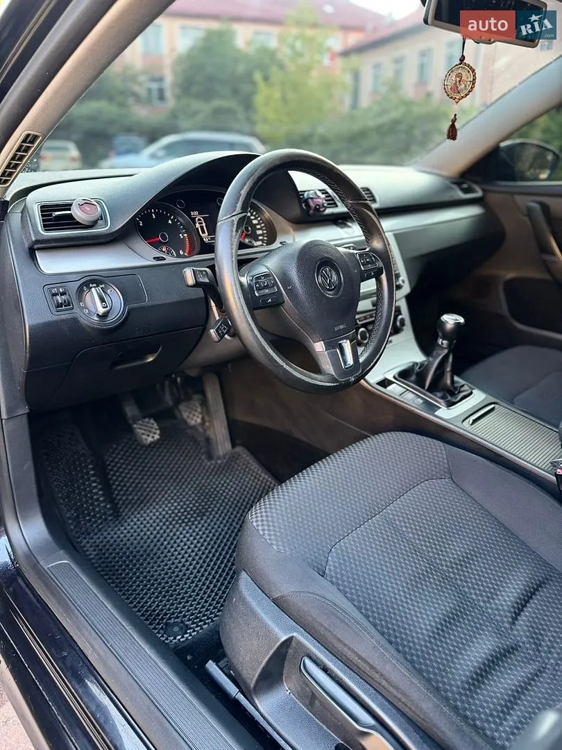 2011 Volkswagen Passat - мініатюра 15
