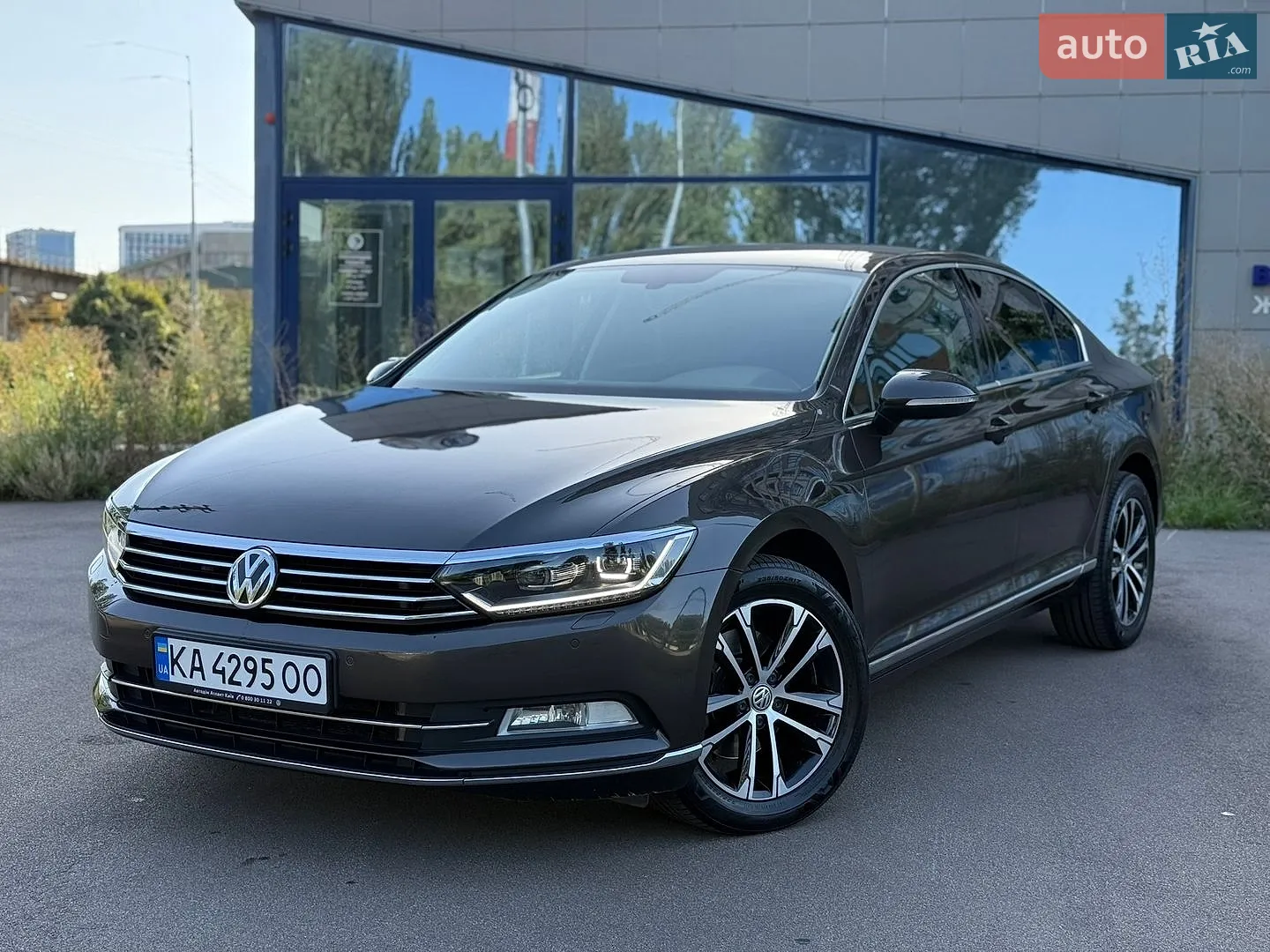2016 Volkswagen Passat - мініатюра 2