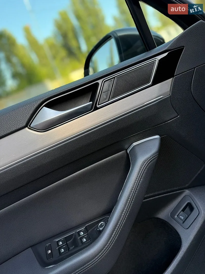 2016 Volkswagen Passat - мініатюра 21