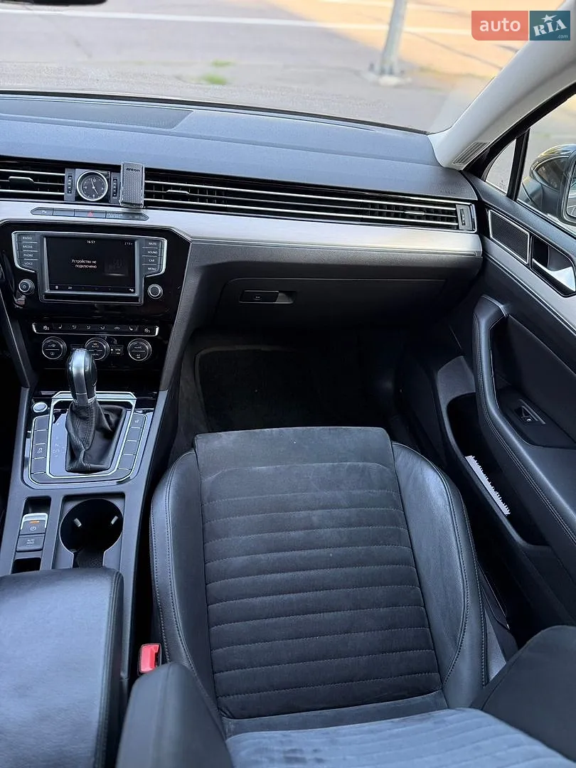 2016 Volkswagen Passat - мініатюра 35