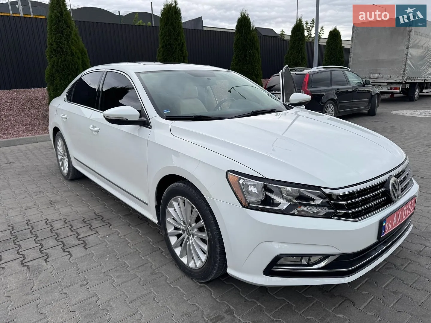 2016 Volkswagen Passat - мініатюра 2