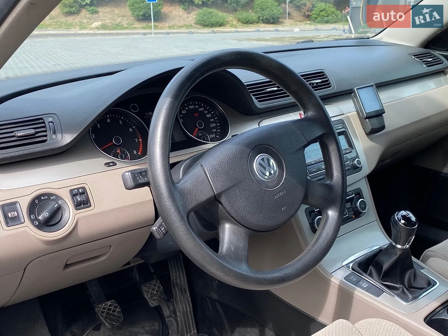 2010 Volkswagen Passat - мініатюра 18