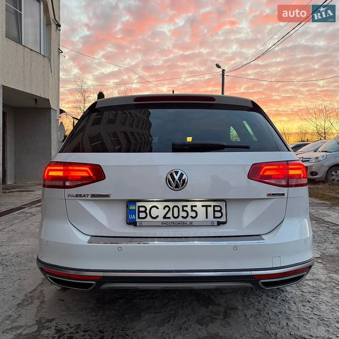 2018 Volkswagen Passat - мініатюра 10