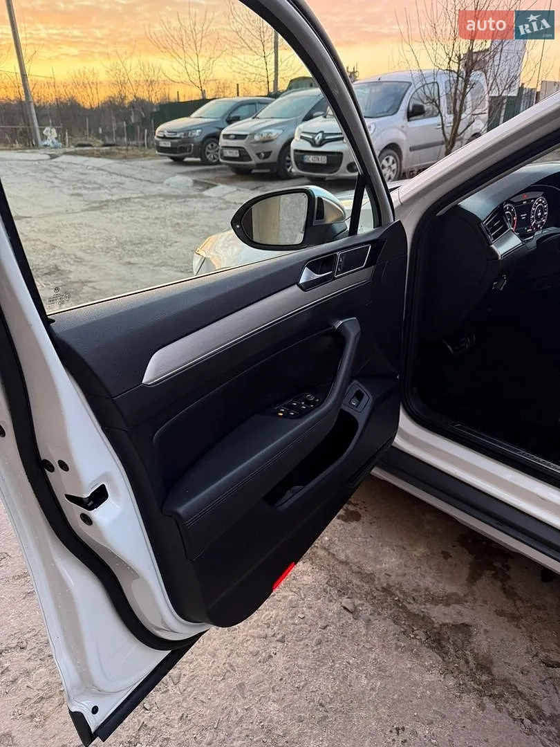 2018 Volkswagen Passat - мініатюра 37