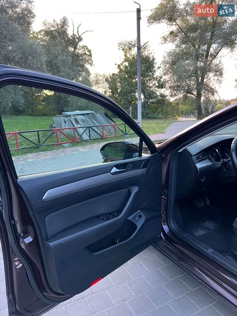 2016 Volkswagen Passat - мініатюра 13