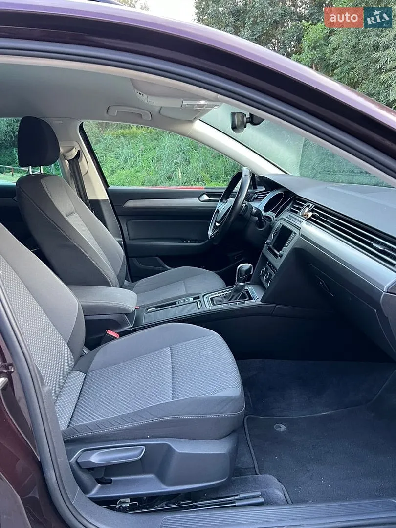 2016 Volkswagen Passat - мініатюра 18