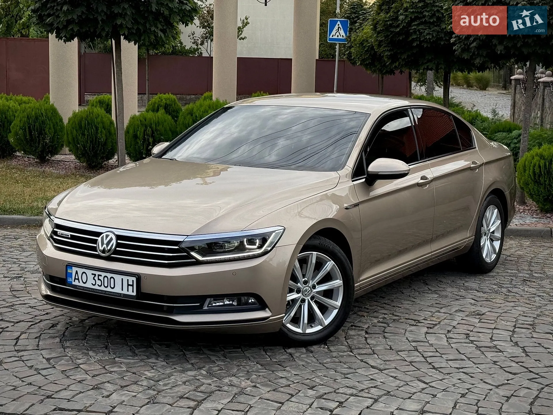 2016 Volkswagen Passat - фото 1