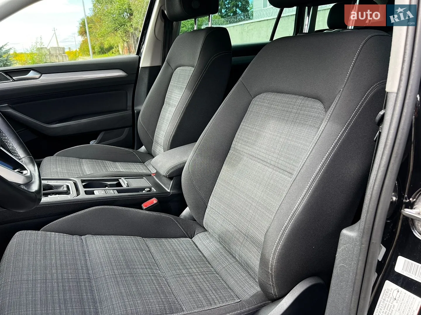 2020 Volkswagen Passat - мініатюра 37