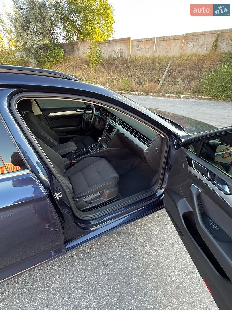 2015 Volkswagen Passat - мініатюра 20
