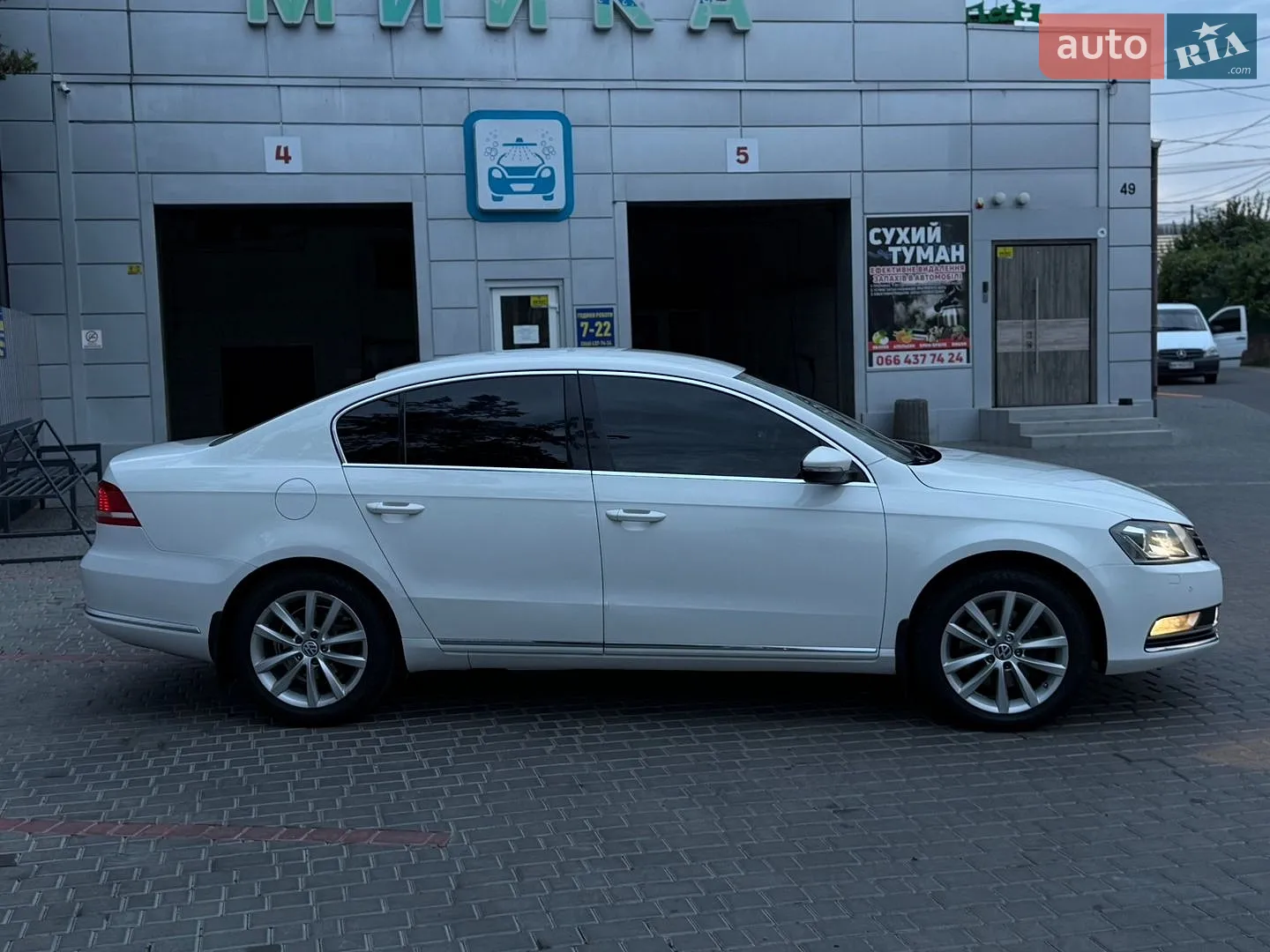 2012 Volkswagen Passat - мініатюра 8