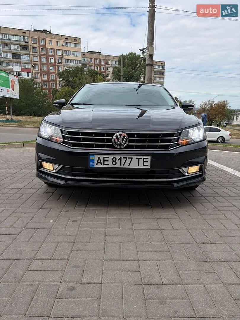 2016 Volkswagen Passat - мініатюра 3