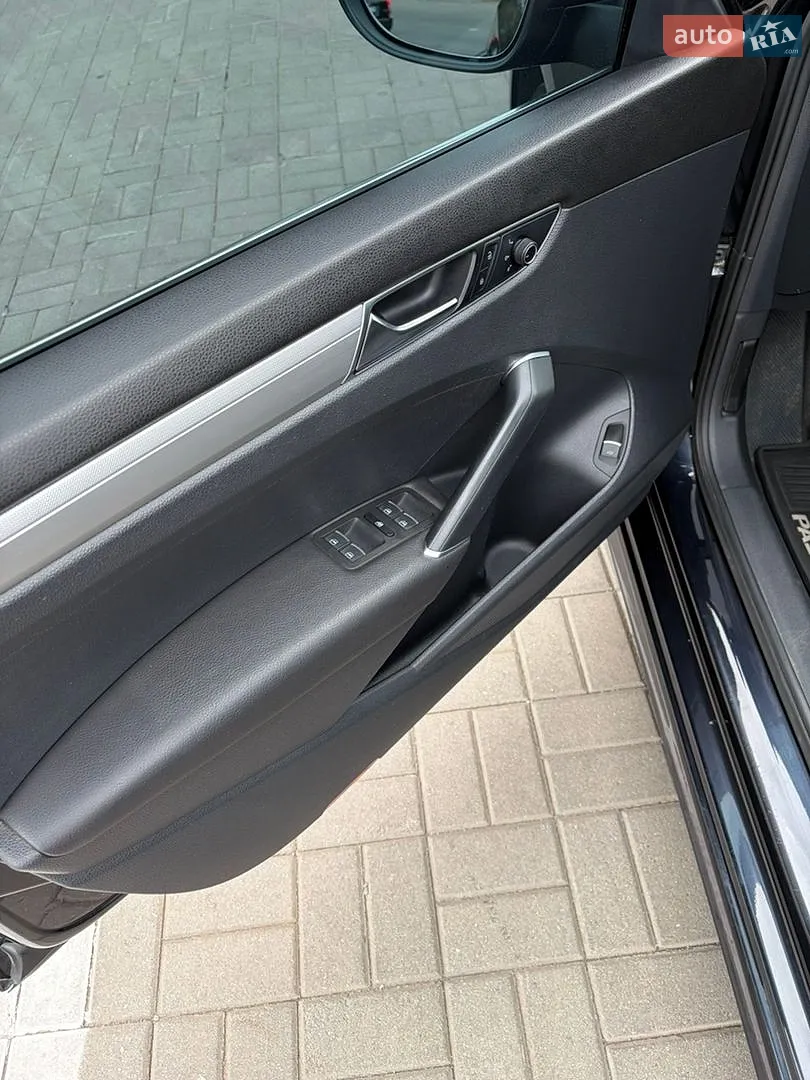 2016 Volkswagen Passat - мініатюра 14