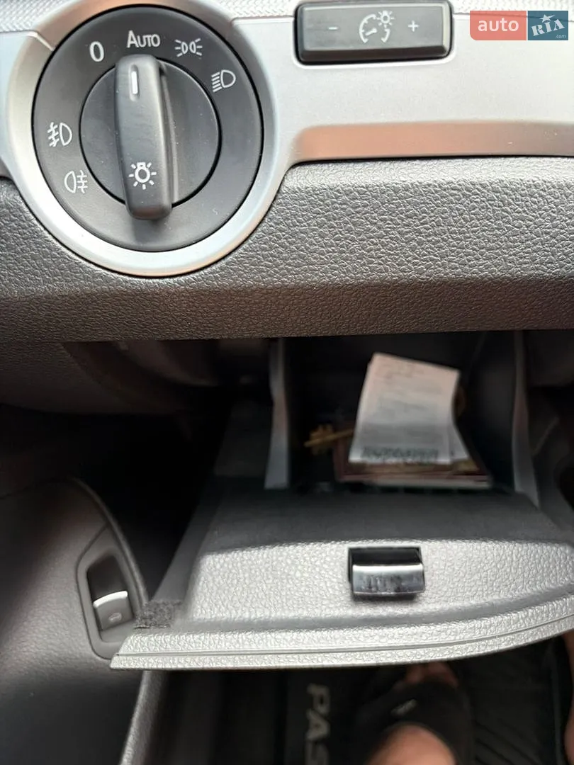 2016 Volkswagen Passat - мініатюра 102