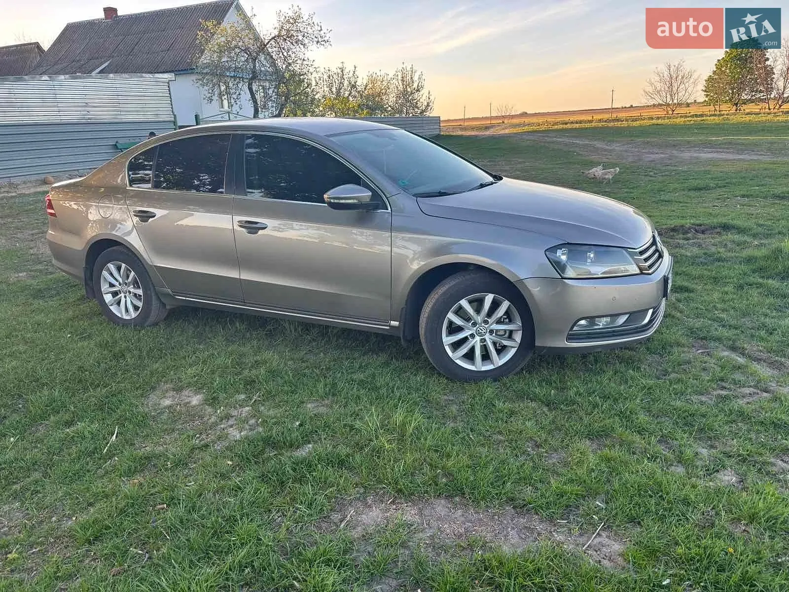 2014 Volkswagen Passat - фото 1
