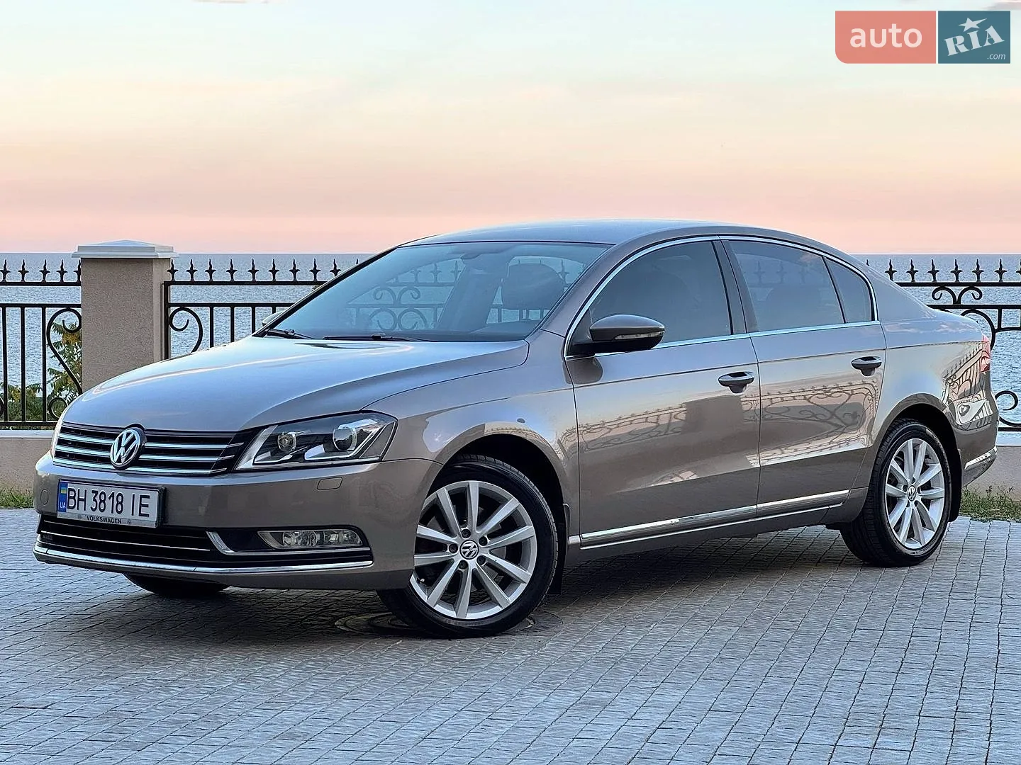 2011 Volkswagen Passat - мініатюра 8