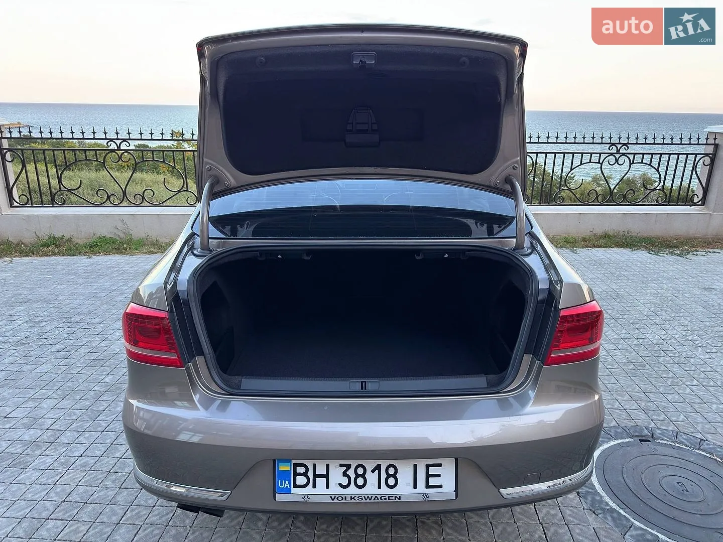 2011 Volkswagen Passat - мініатюра 28