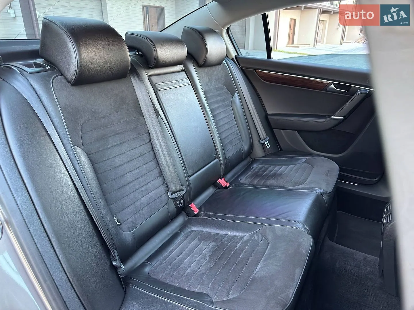 2011 Volkswagen Passat - мініатюра 35