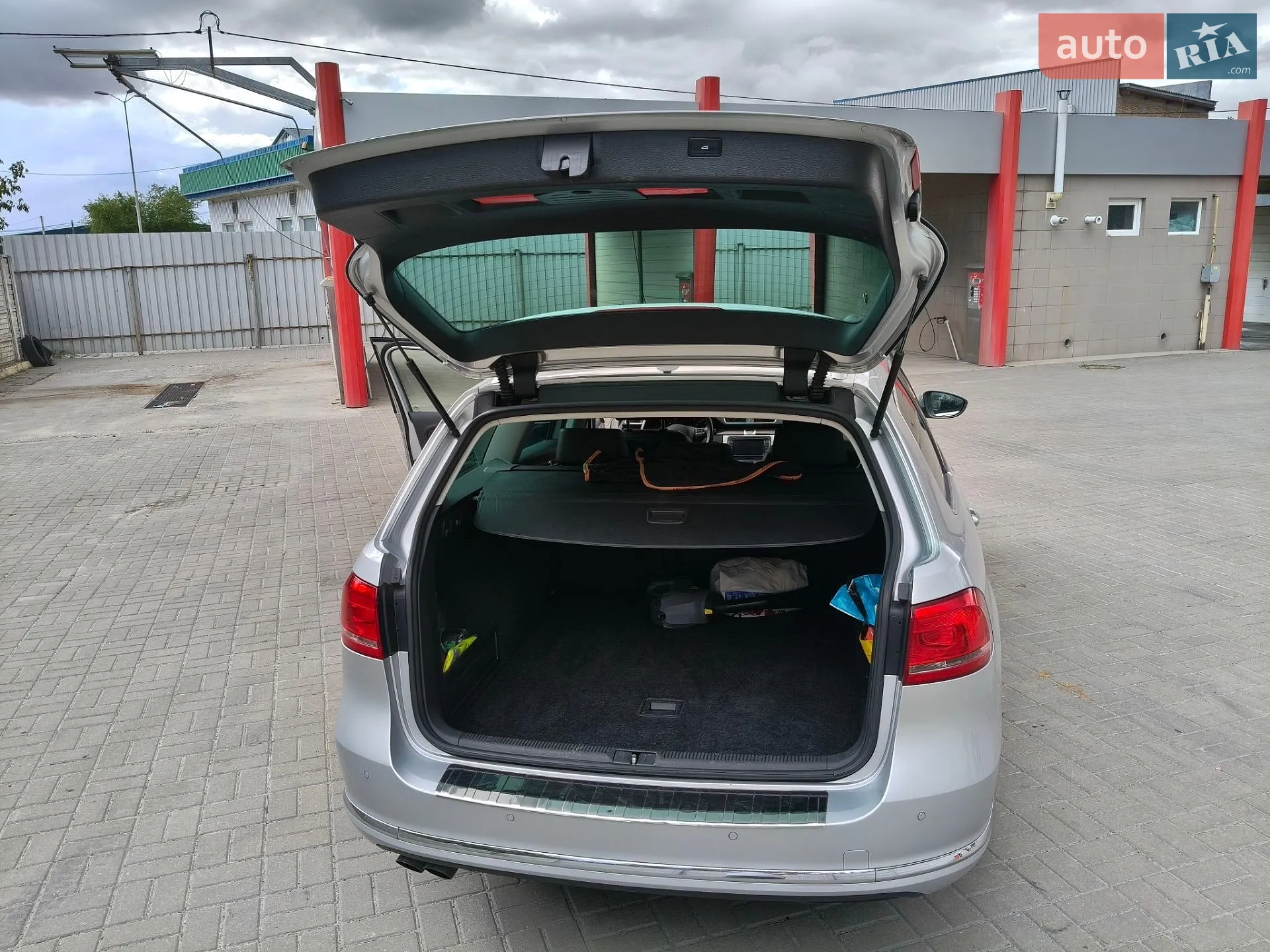 2011 Volkswagen Passat - мініатюра 9