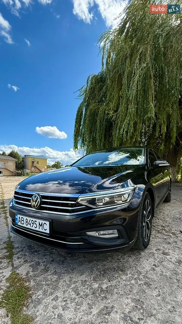 2023 Volkswagen Passat - мініатюра 2