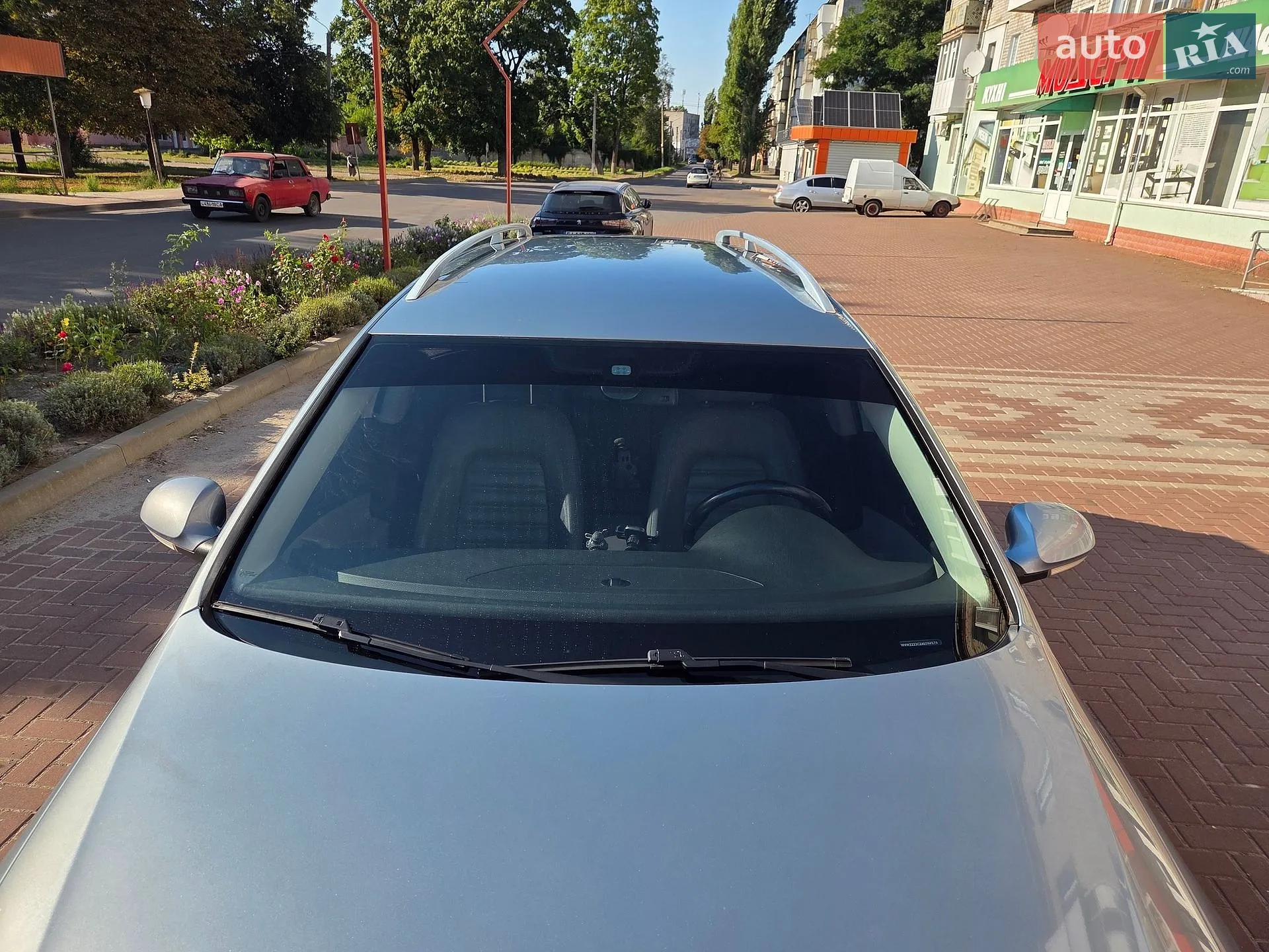 2010 Volkswagen Passat - мініатюра 4