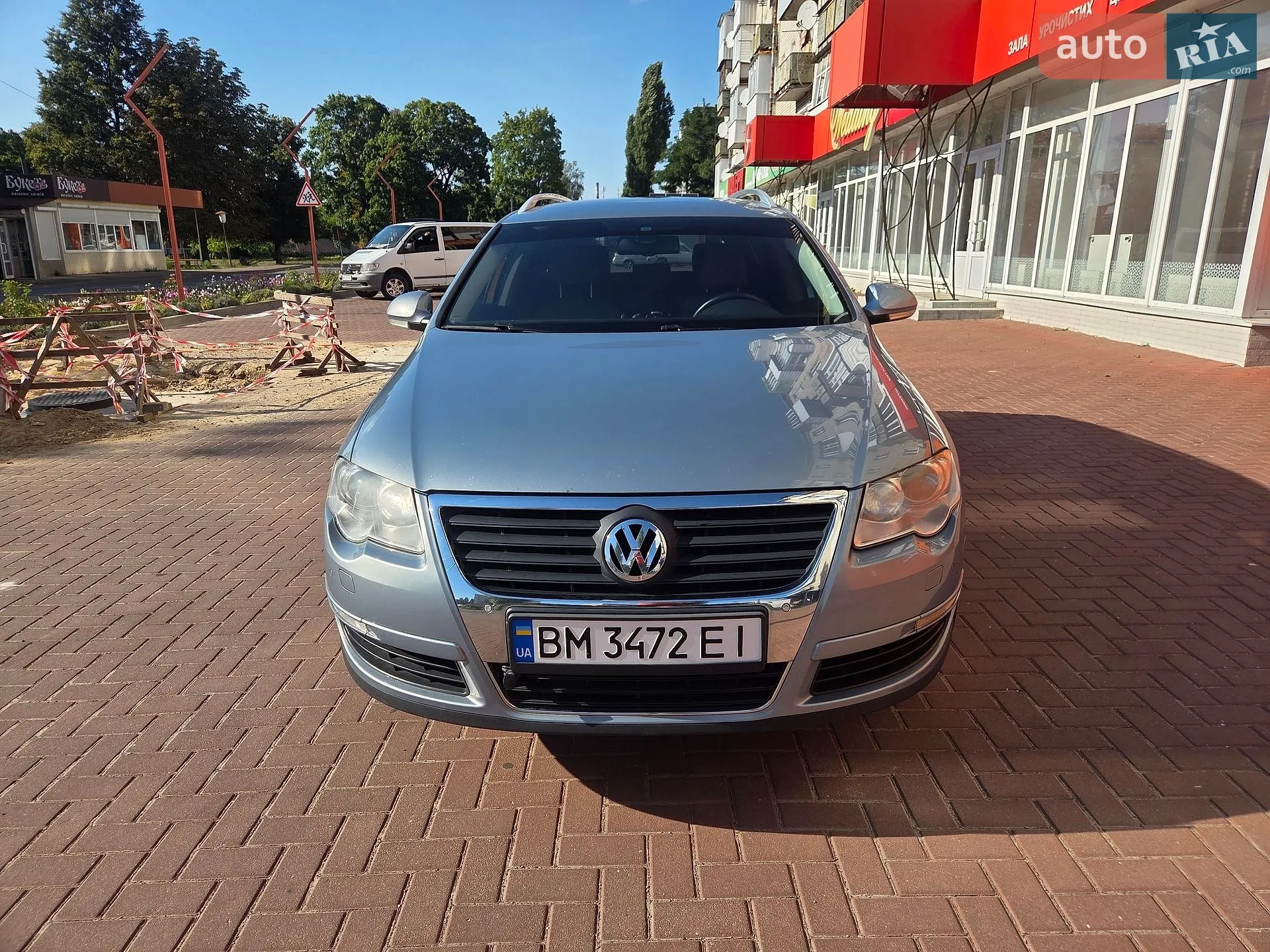 2010 Volkswagen Passat - мініатюра 3