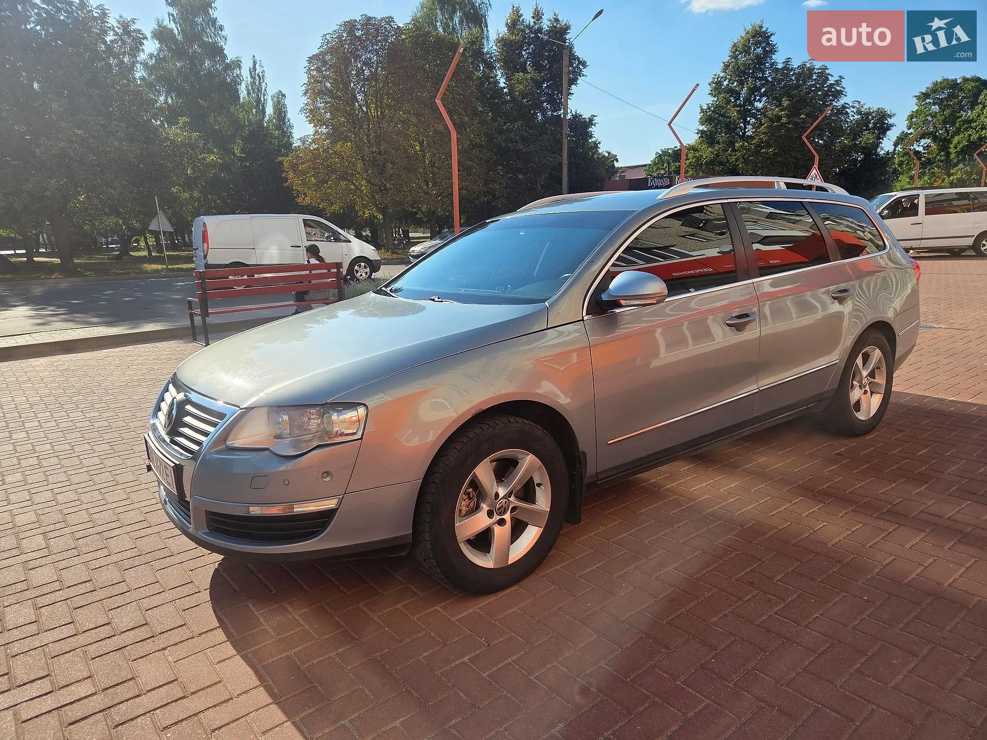 2010 Volkswagen Passat - мініатюра 6