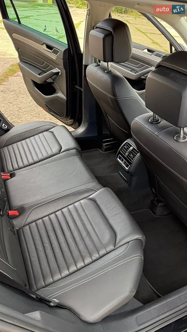 2023 Volkswagen Passat - мініатюра 13
