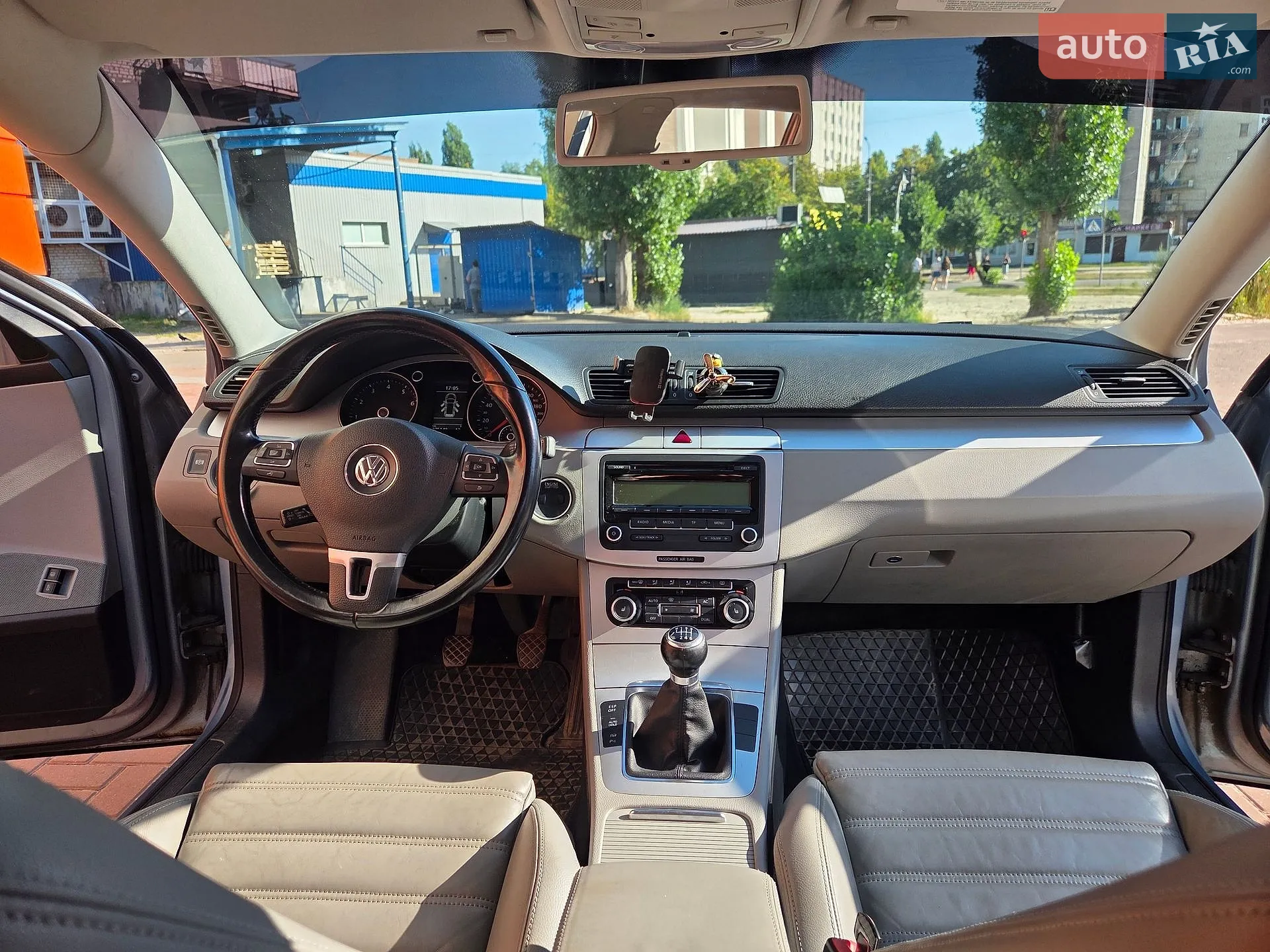 2010 Volkswagen Passat - мініатюра 25