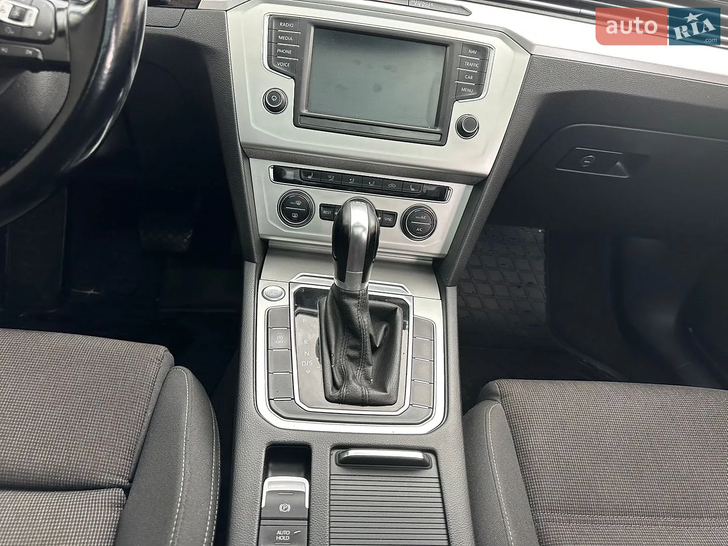2015 Volkswagen Passat - мініатюра 26